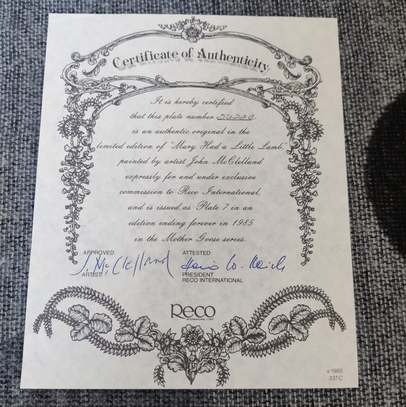 Mary Had a Little Lamb RECO Collectors Plate - Picture 4 of 10